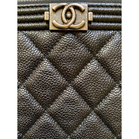 SOLD Chanel Boy O Case Clutch Quilted Caviar Large - Picture 6 of 8